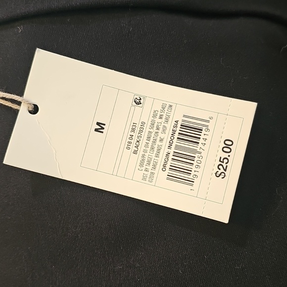 NWT A New Day thick leggings. Size medium. - Picture 2 of 3